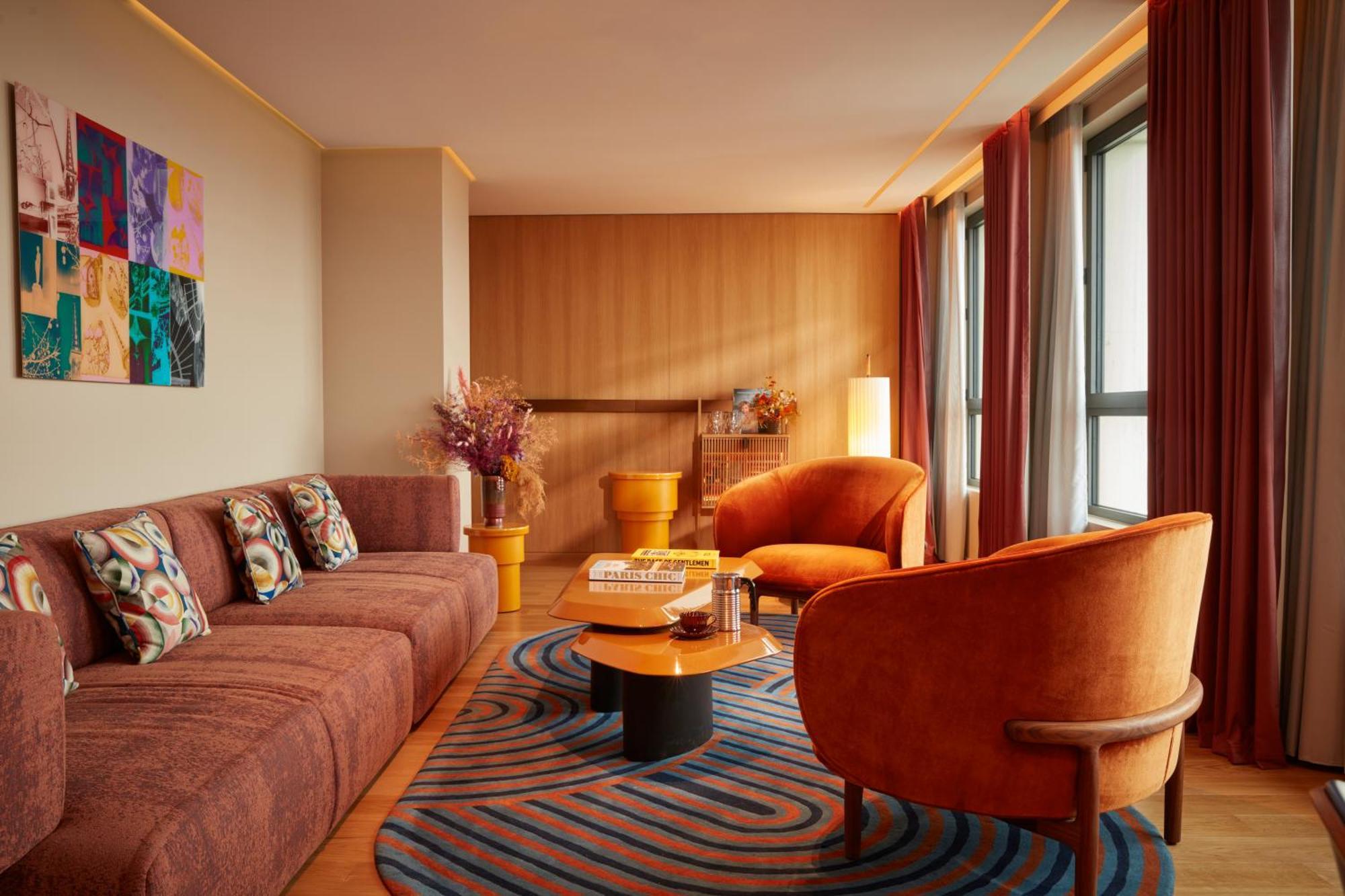 So/ Paris Hotel Eksteriør billede A suite at the hotel