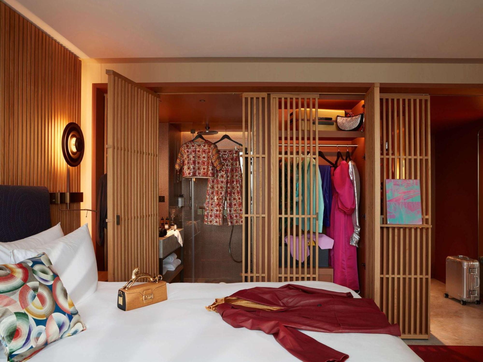 So/ Paris Hotel Eksteriør billede A room at the hotel
